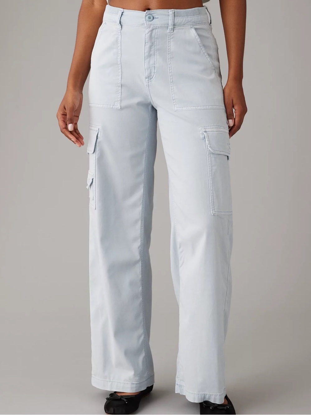 American Eagle Dreamy Drape Stretch Cargo Super High-Waisted Baggy Wide-Leg Pant